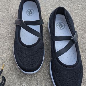 New! Women's Propet Black Walking Sneakers 8W